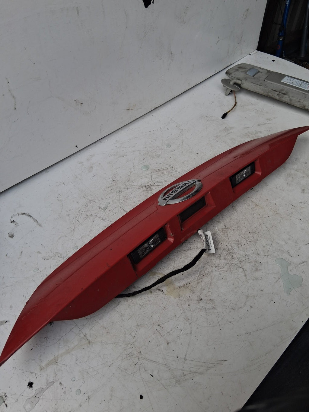 2020 NISSAN QASHQAI REAR TAILGATE BOOTLID TRIM COVER PANEL 908104E5XX