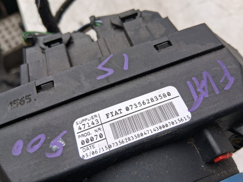 2015 FIAT 500 LOUNGE INDICATOR WIPER COMBINATION SWITCH STALK SQUIB 07356283580