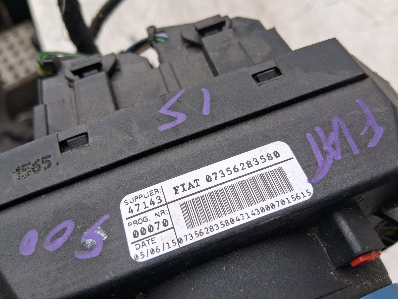2015 FIAT 500 LOUNGE INDICATOR WIPER COMBINATION SWITCH STALK SQUIB 07356283580