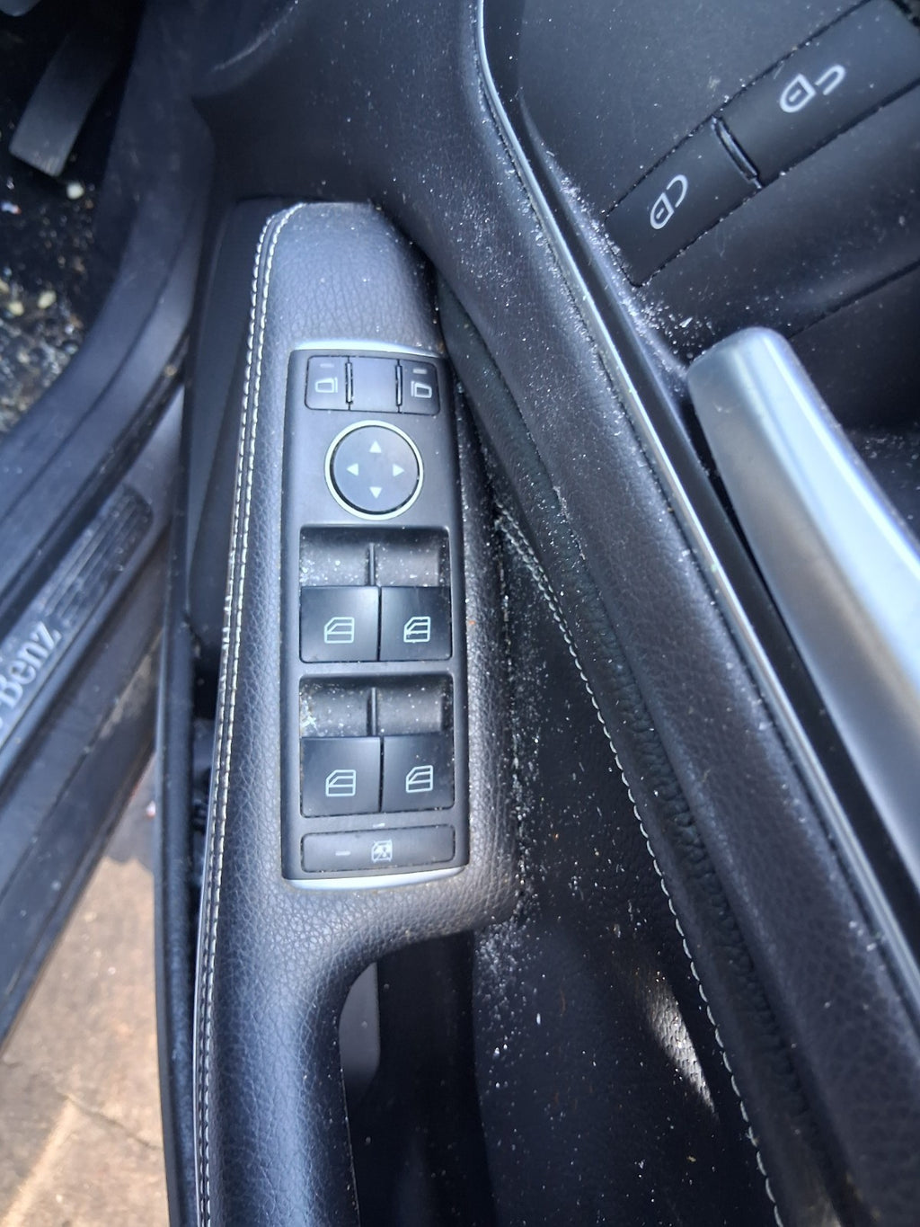2019 MERCEDES BENZ GLA 180 X156 OSF DRIVER SIDE FRONT WINDOW CONTROL SWITCH