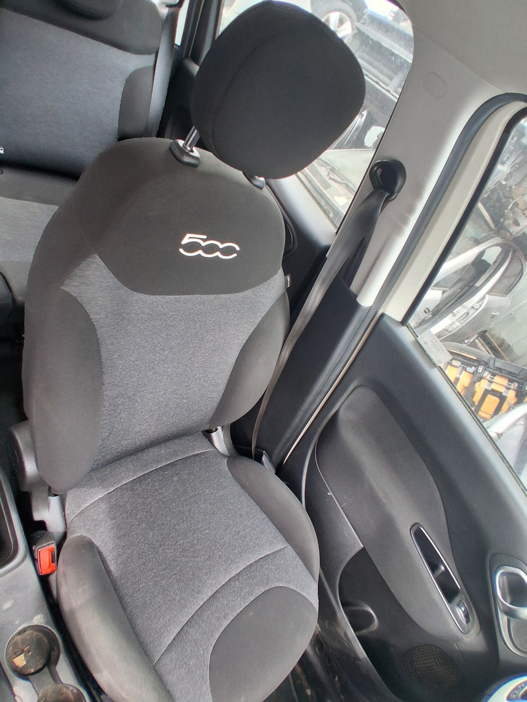 2019 FIAT 500L URBAN HATCH NSF PASSENGER SIDE FRONT COMPLETE SEAT FABRIC