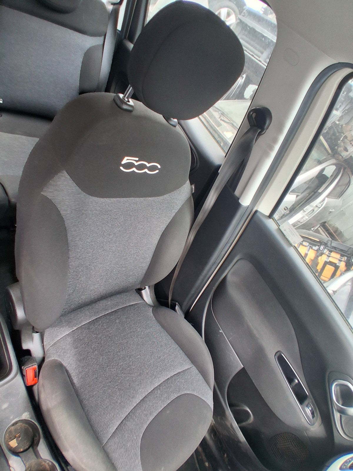 2019 FIAT 500L URBAN HATCH NSF PASSENGER SIDE FRONT COMPLETE SEAT FABRIC