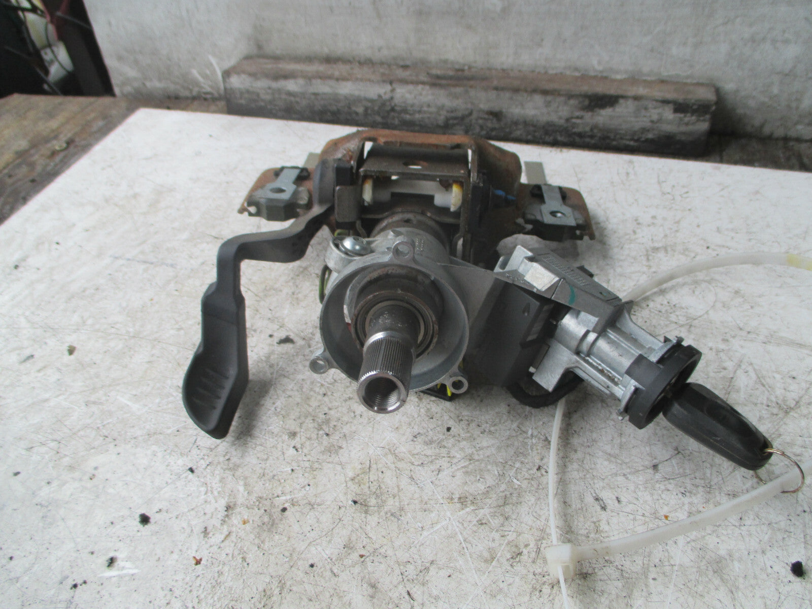 VAUXHALL CORSA D 2011 UPPER STEERING COLUMN + IGNITION