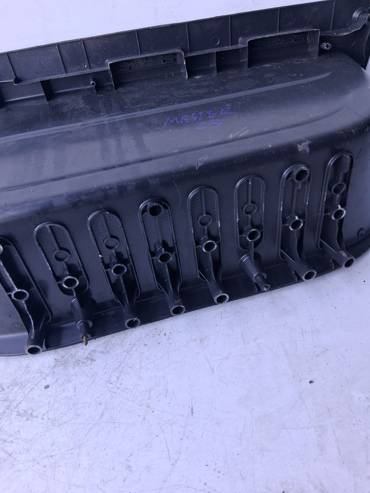 2023 RENAULT MASTER MK3 OS OFF RIGHT DRIVER SIDE DOOR STEP TRIM 769510005R