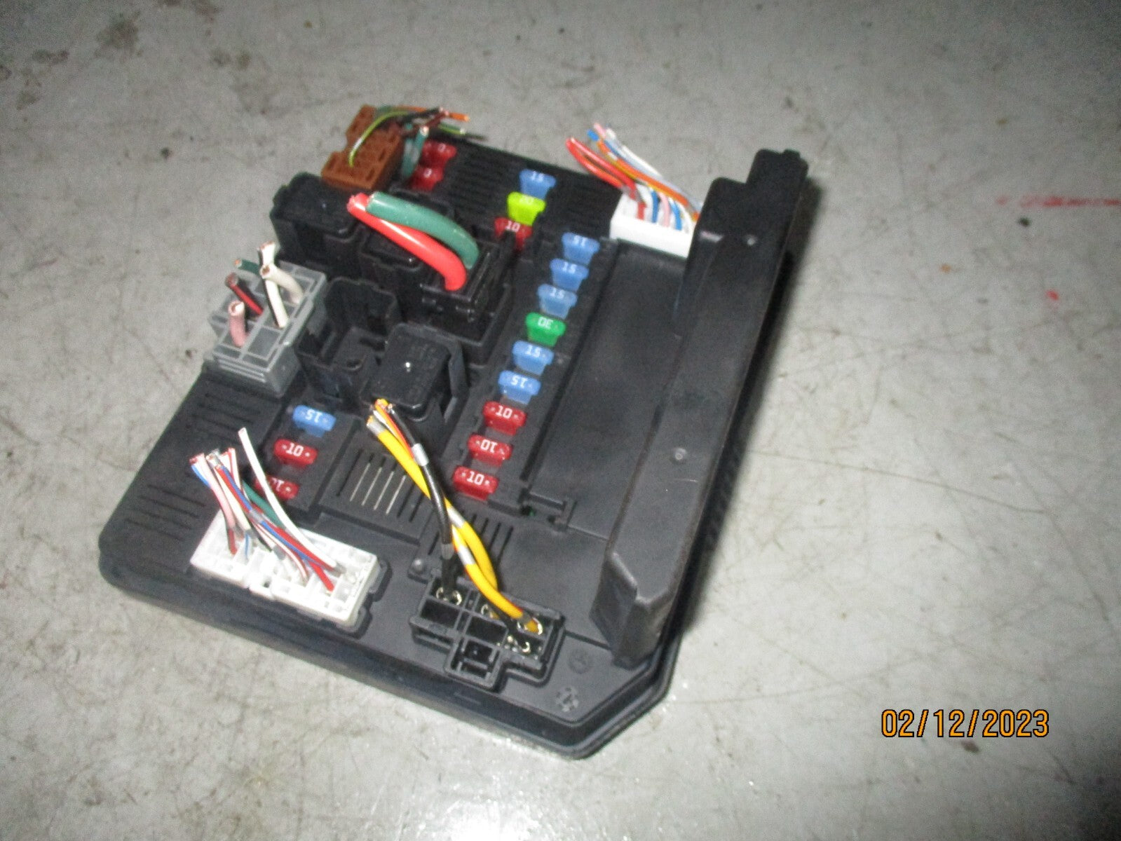 NISSAN QASHQAI J10 2009 UNDER BONNET FUSE BOX CONTROL MODULE 284B7JD00B