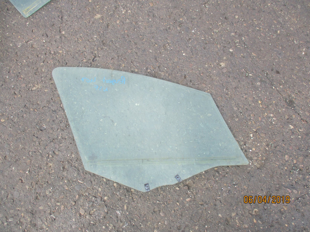 PEUGEOT 407 NSF PASSENGER SIDE FRONT DOOR WINDOW GLASS
