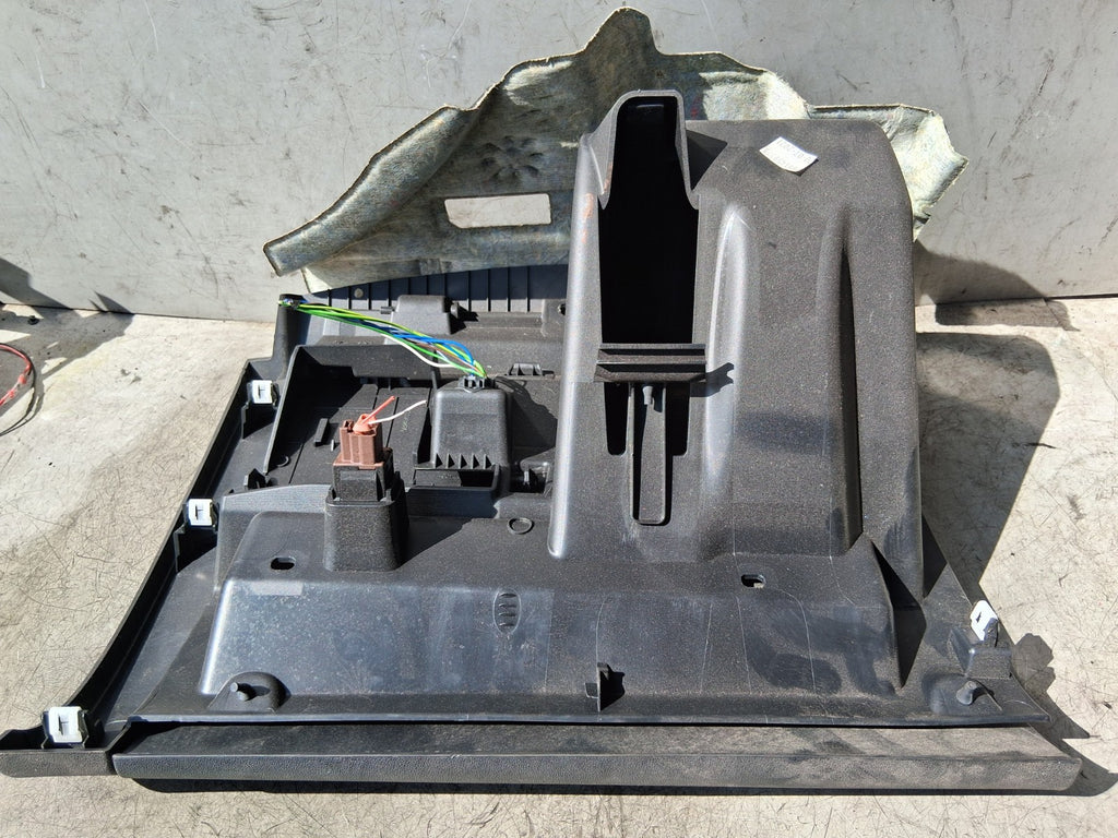2021 CITROEN C3 MK3 DASHBOARD GLOVE BOX STORAGE COMPARTMENT 9814843377