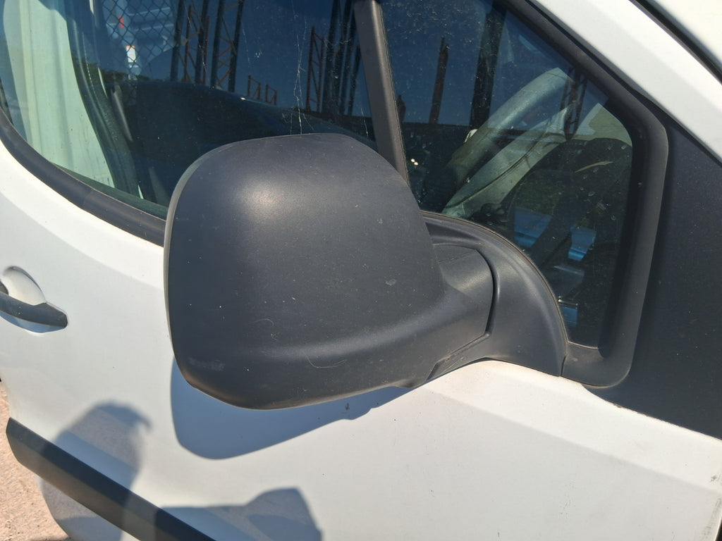 2015 PEUGEOT PARTNER MK2 OSF DRIVER SIDE FRONT RIGHT WING MIRROR