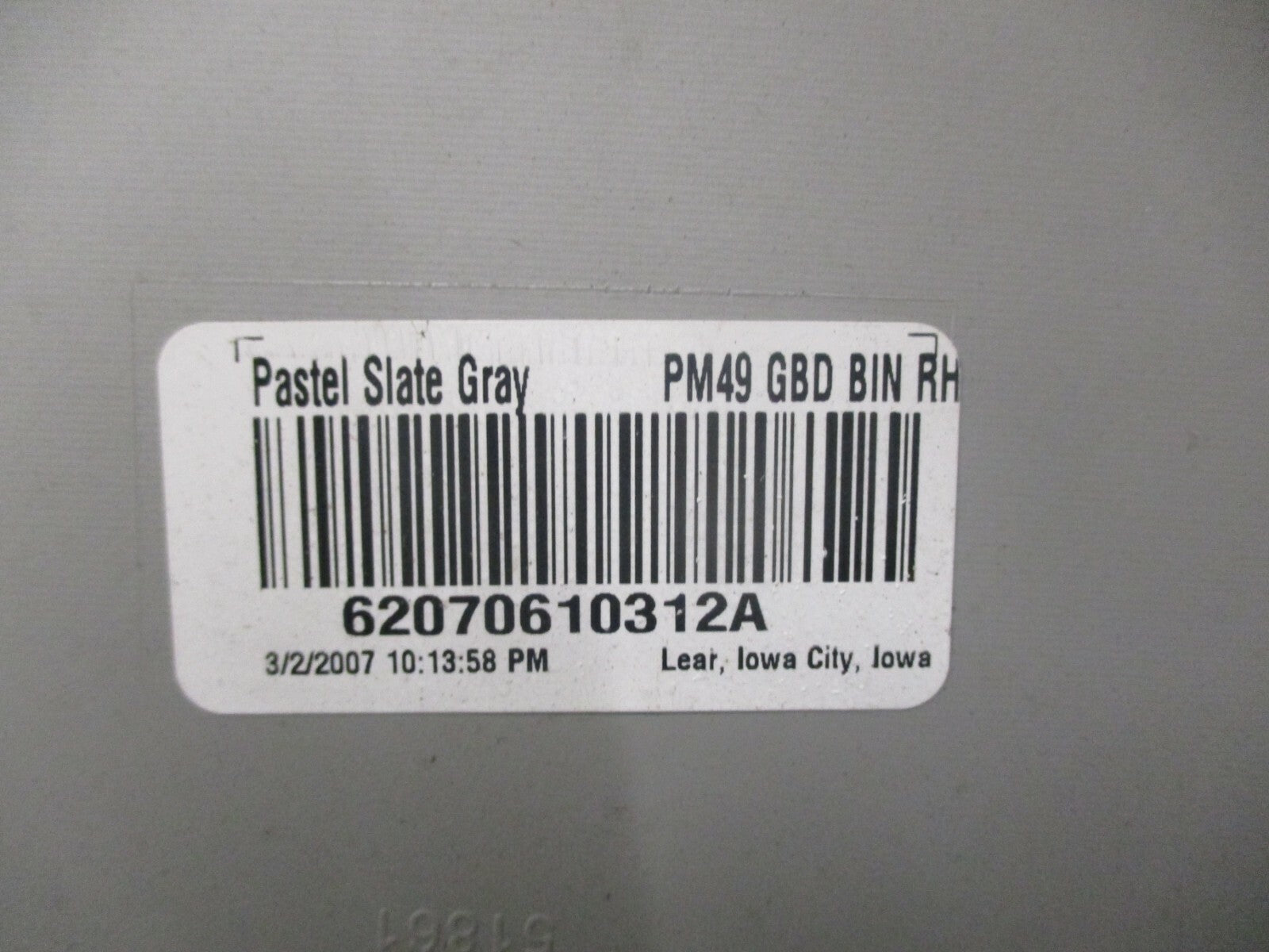 DODGE CALIBER 2008 INTERIOR STORAGE COMPARTMENT GLOVE BOX LID 62070610312A