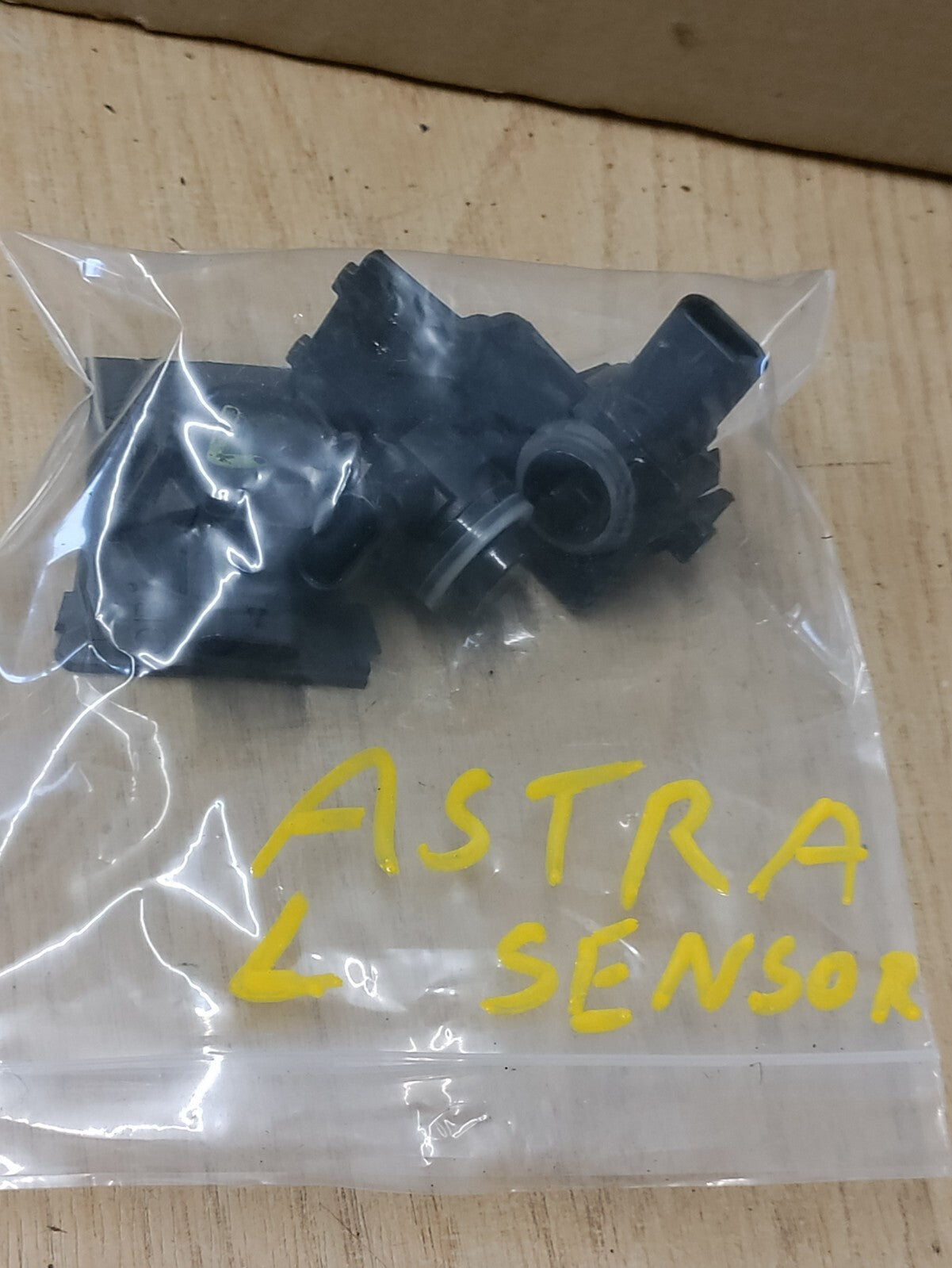 2023 VAUXHALL ASTRA L MK8 1.2 PETROL FRONT BUMPER PARKING SENSOR 9813348377XK