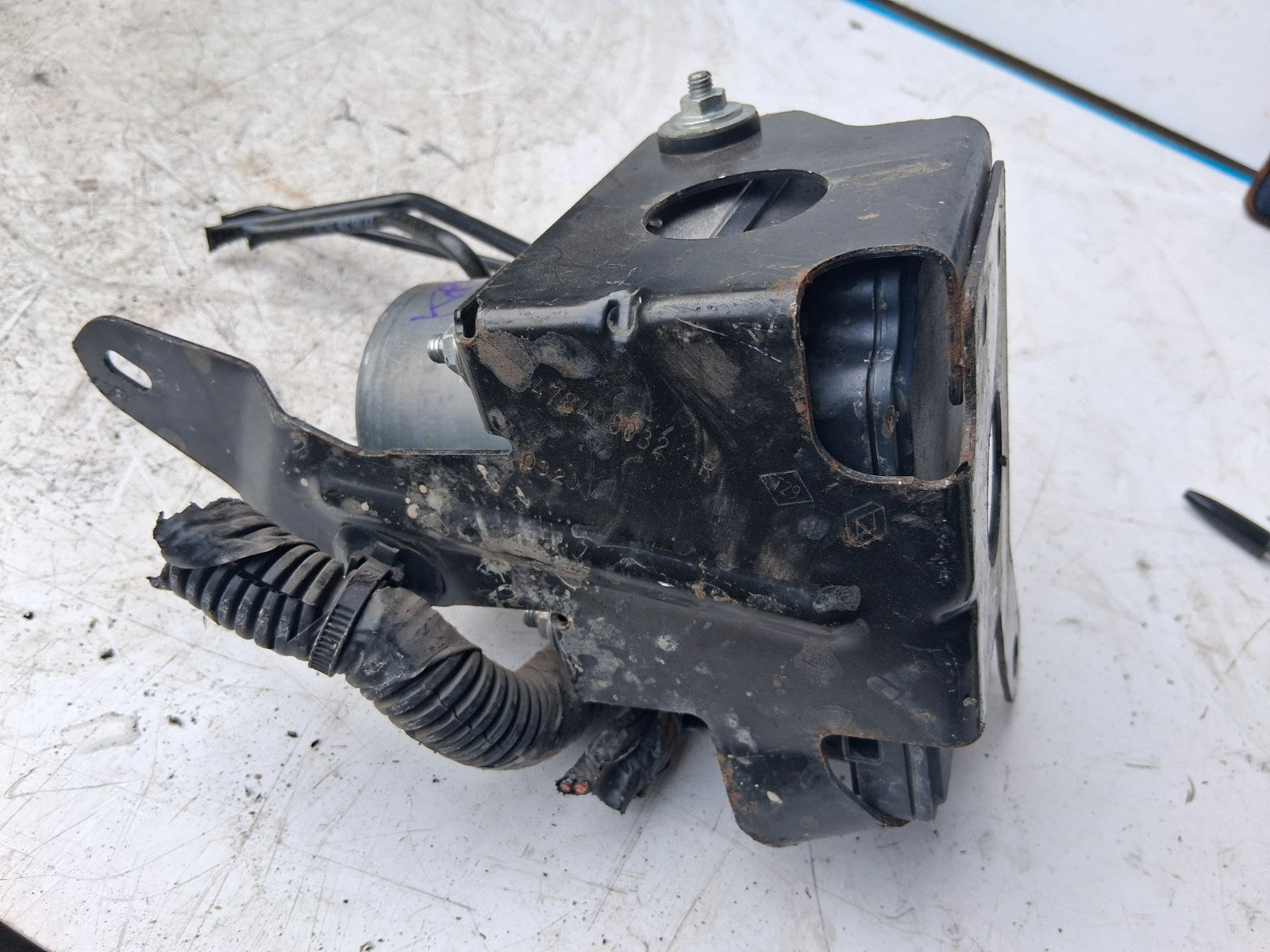2020 RENAULT KANGOO MK2 1.5 DIESEL ABS PUMP CONTROL MODULE UNIT 476601406R