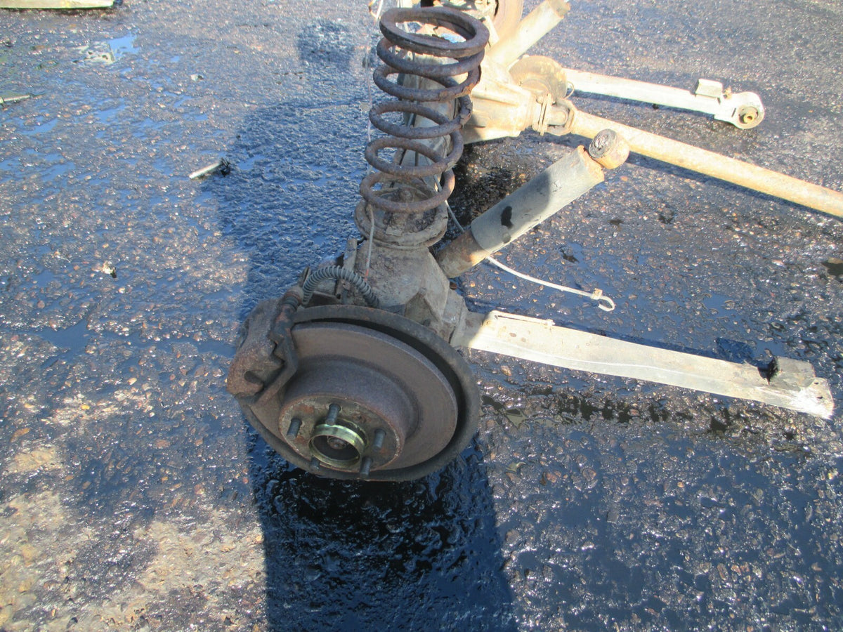 LAND RANGE ROVER 1996 DT136 2.4 DIESEL 134BHP 256T REAR DIFF AXLE HUB CALIPER
