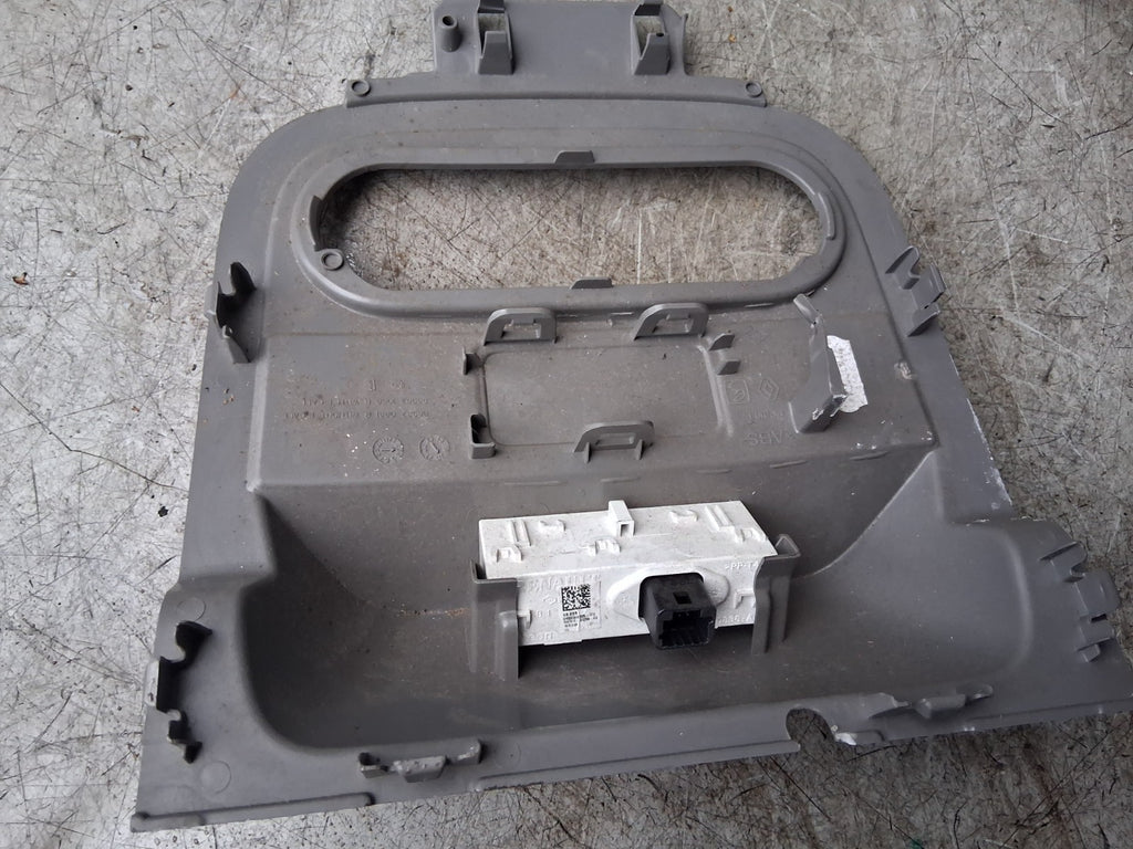 2020 RENAULT MASTER MK3 ROOF READING COURTESY LIGHT TRIM COVER 969820881