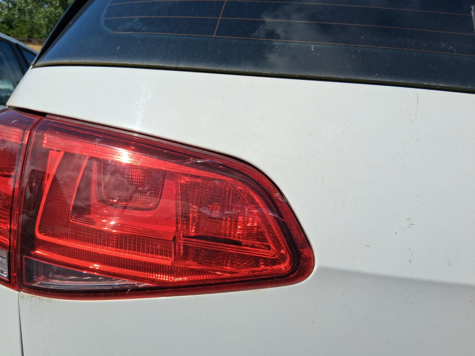 2016 VW VOLKSWAGEN GOLF MK7 NSR PASSENGER SIDE REAR LEFT INNER TAIL LIGHT