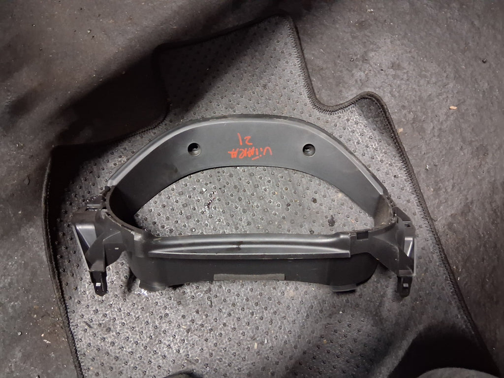 2022 SUZUKI VITARA MK4 INSTRUMENT CLUSTER SPEEDOMETER SURROUND TRIM 3780559