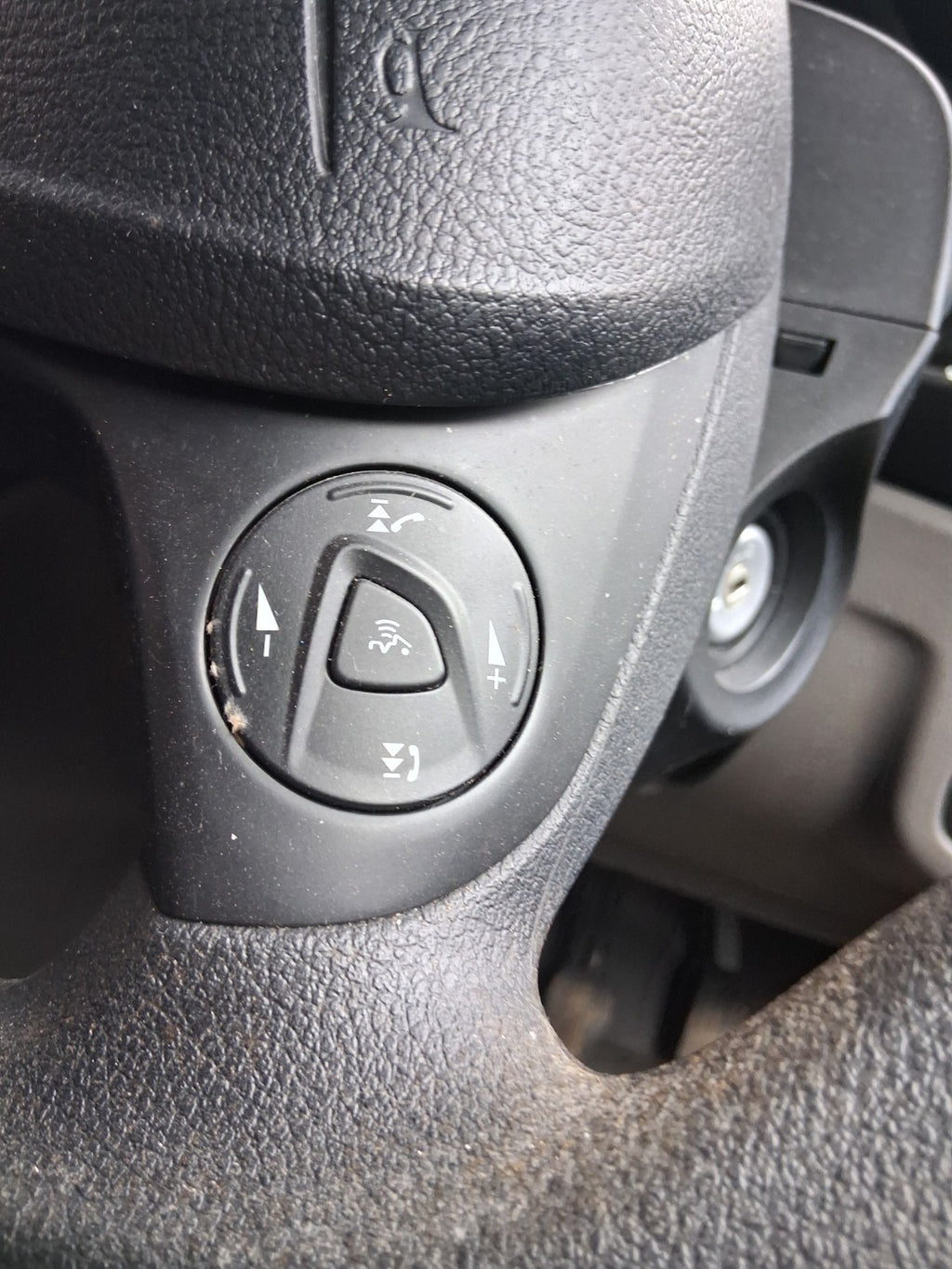 2024 FORD TRANSIT CONNECT MK2 4 SPOKE MULTIFUNCTION LEATHER STEERING WHEEL