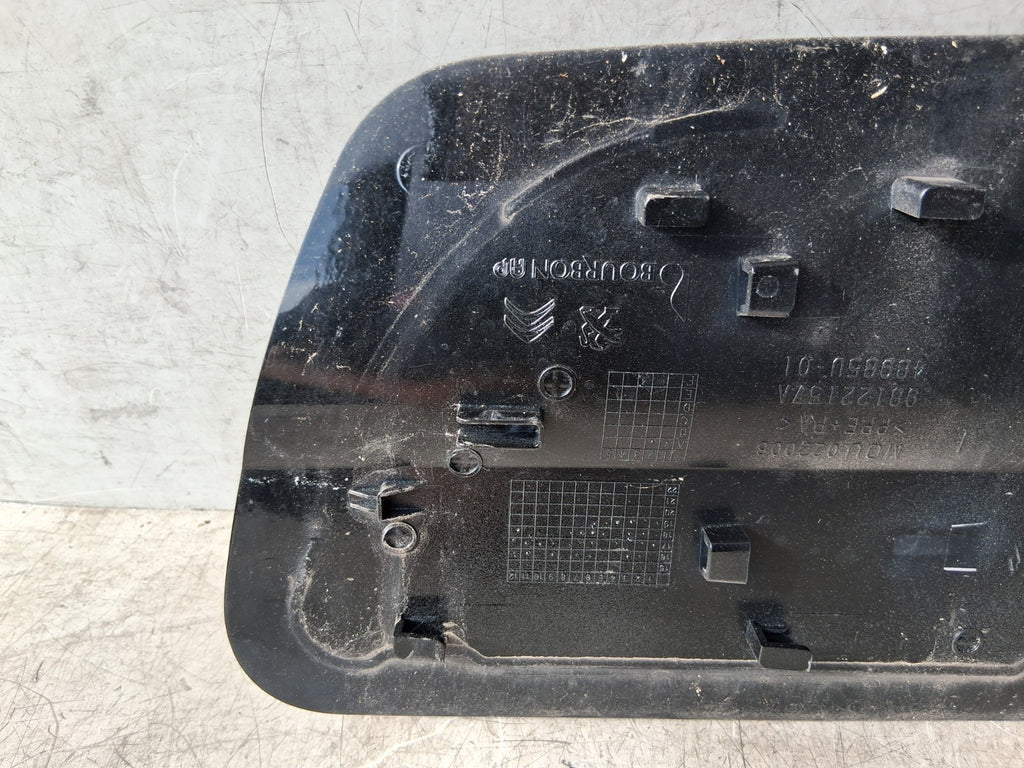 2019 PEUGEOT 5008 MK2 FUEL FLAP LID COVER BLACK 98122157A