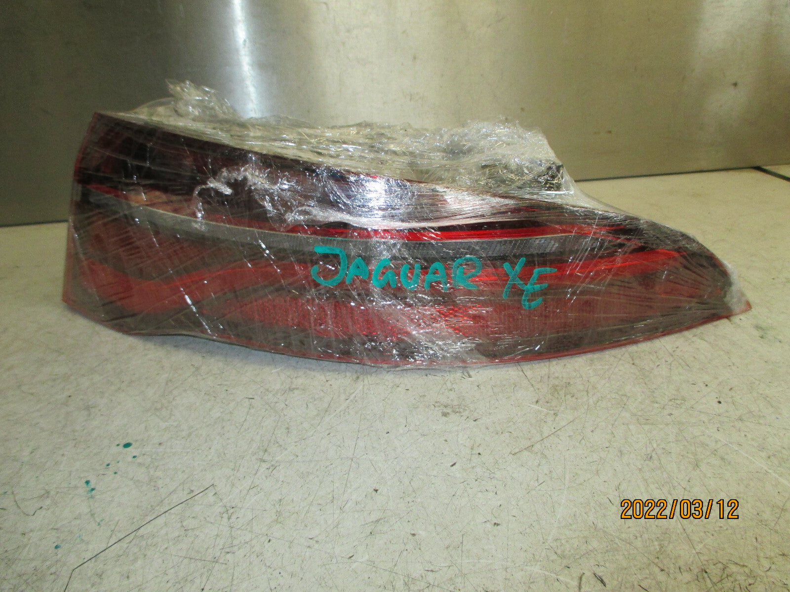 2019 JAGUAR XE FACELIFT OSR DRIVER SIDE REAR TAIL LIGHT TAILLAMP lx7313404aa