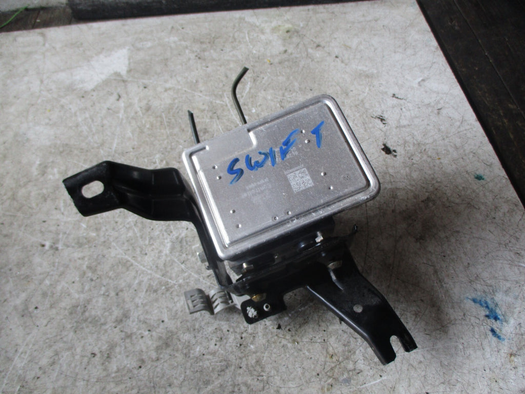 SUZUKI SWIFT MK4 2020 1.2 PETROL ABS PUMP MODULATOR 5611080SB