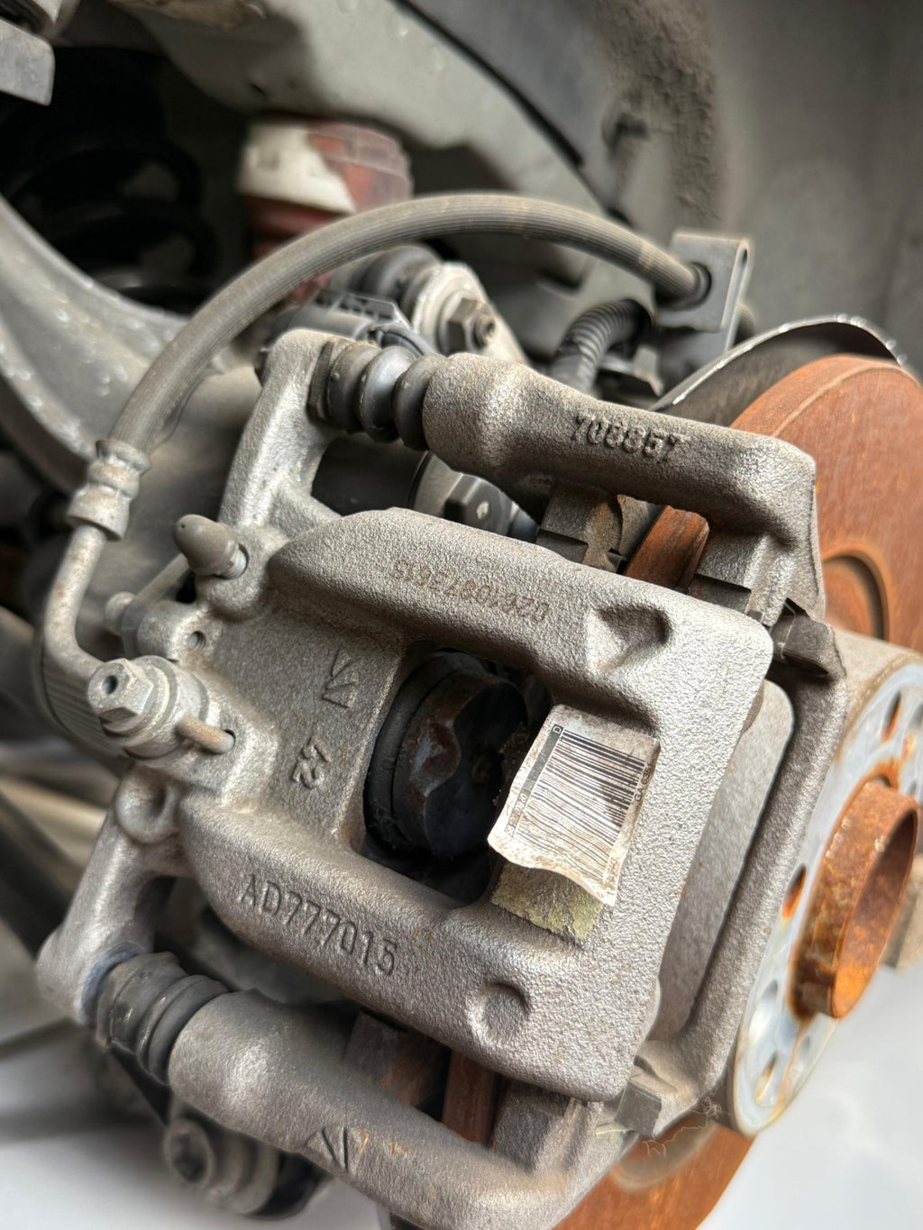 2024 DS AUTOMOBILES DS 7 1.5 DIESEL OSR DRIVER REAR BRAKE CALIPER 9819060980