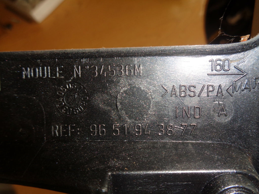 PEUGEOT 307 2006 HDI CENTRE CONSOLE GEAR STICK TRIM 9651943877