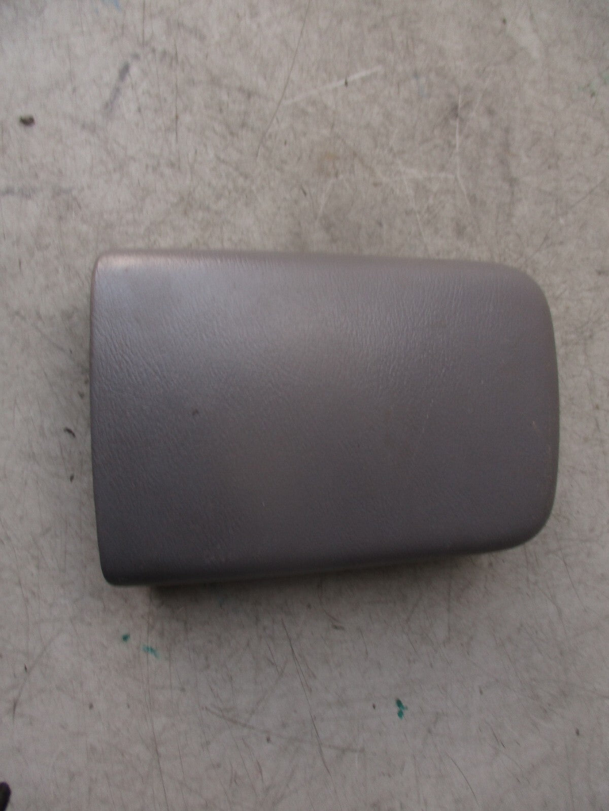 2002 NISSAN NAVARA D22 CENTRE CONSOLE ARMREST