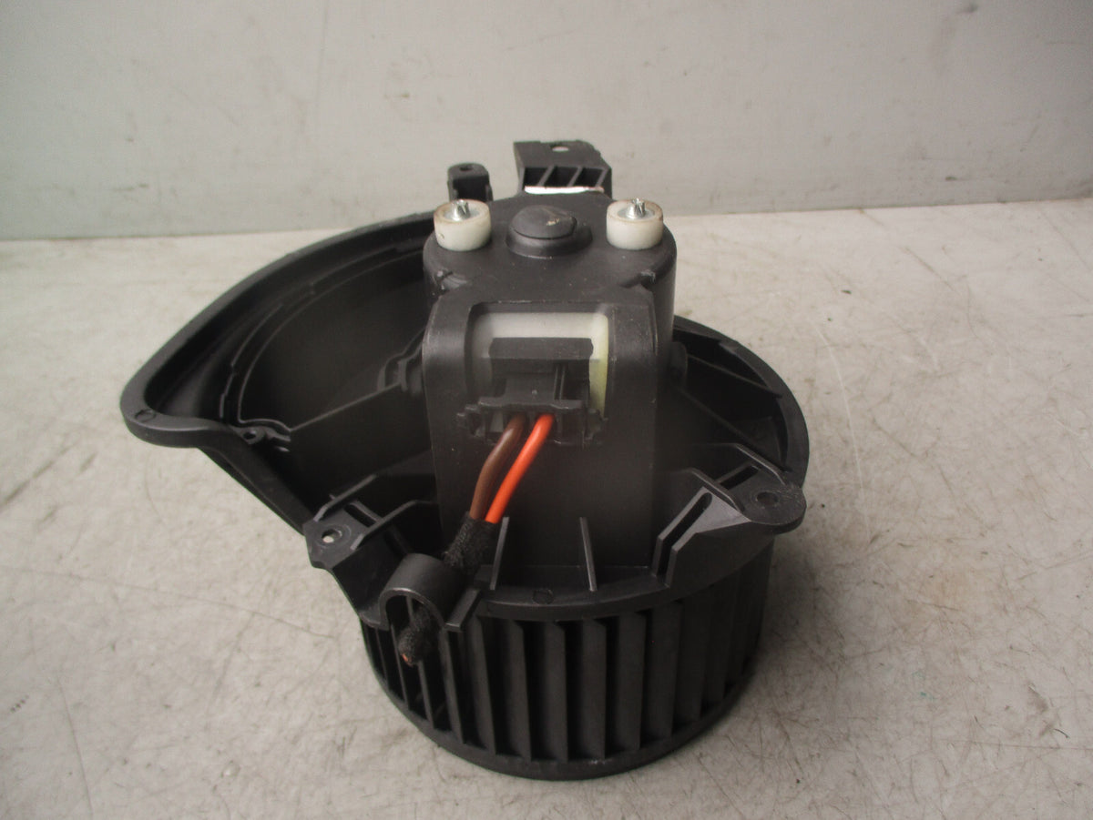 2019 VAUXHALL CORSA E HEATER BLOWER FAN MOTOR 13335074