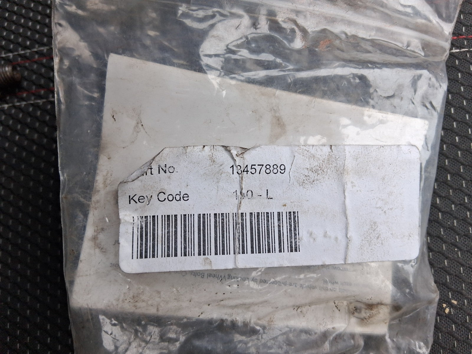 2019 VAUXHALL CORSA E LOCKING WHEEL NUT AND KEY