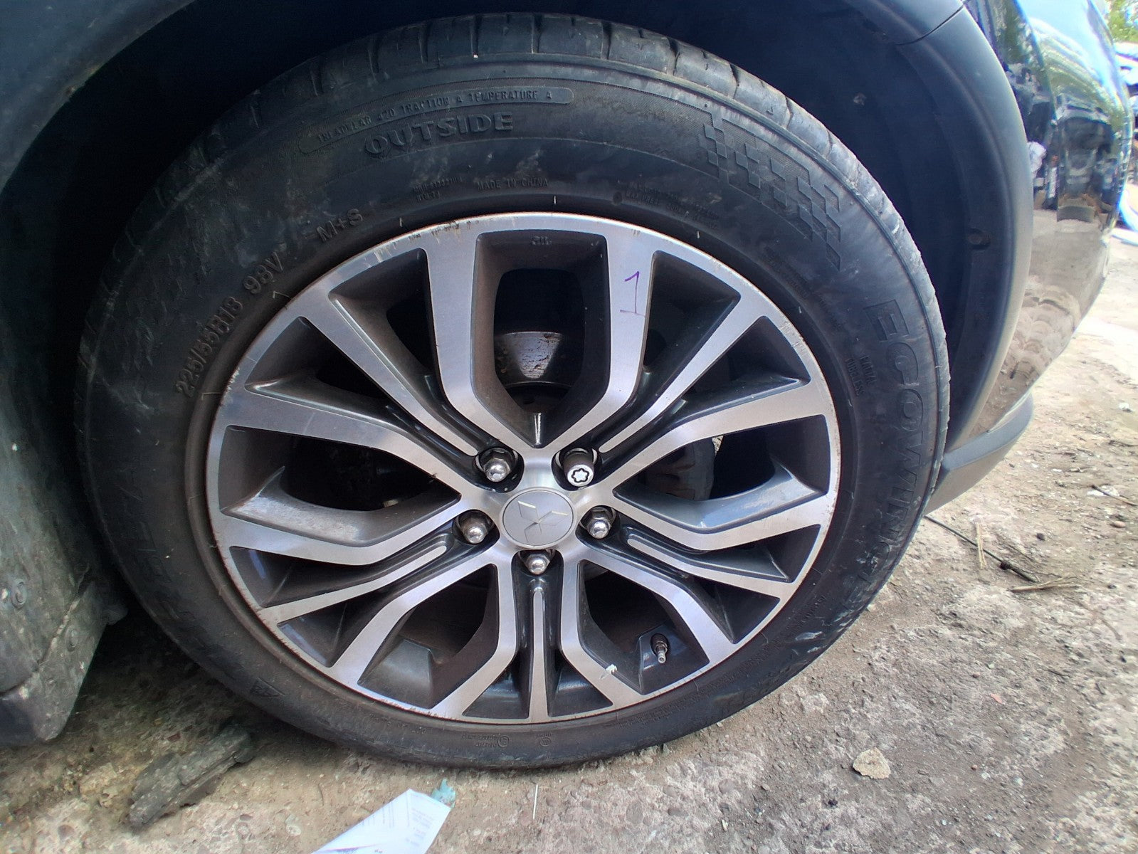 2018 MITSUBISHI OUTLANDER MK3 18 INCH ALLOY WHEEL WITH TYRE 225/55R18 REF 1