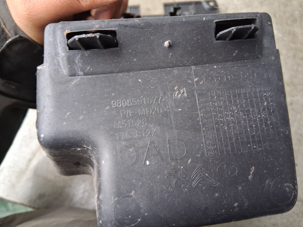 2021 VAUXHALL VIVARO MK3 DASHBOARD STORAGE & 12V SOCKET 9808591877