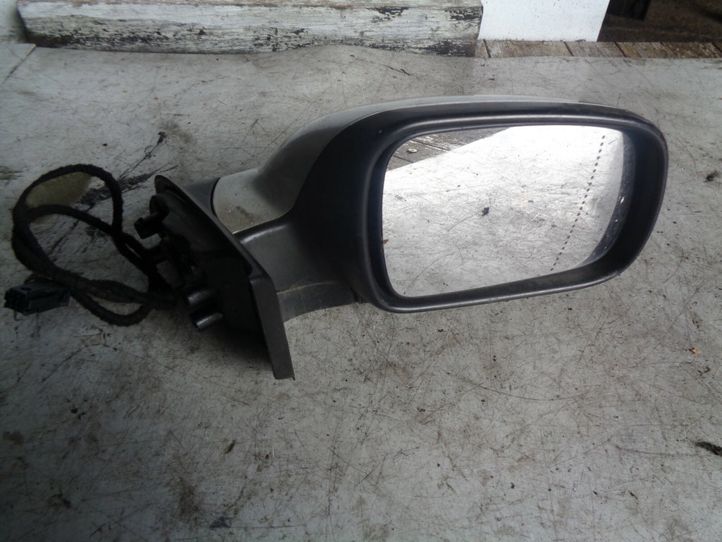 PEUGEOT 307 2007 HATCHBACK OS DRIVER SIDE WING SILVER