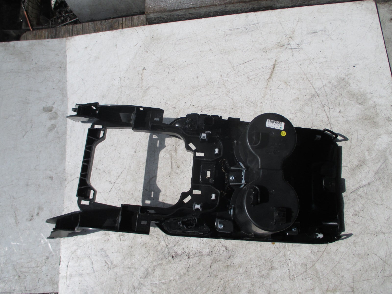 FORD MONDEO MK5 2016 CENTRE CONSOLE TRIM SURROUND SWITCH BUTTON DS73-F042B60-A