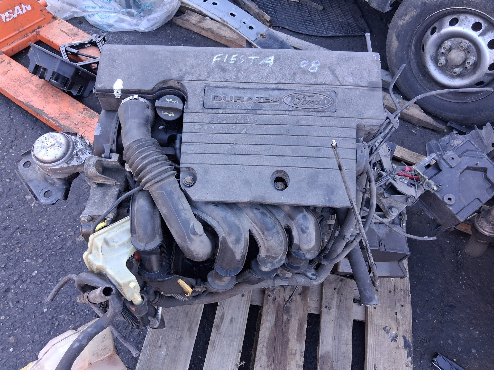 2006 FORD FIESTA MK6 1.4 PETROL COMPLETE ENGINE FXJA MILES 162K