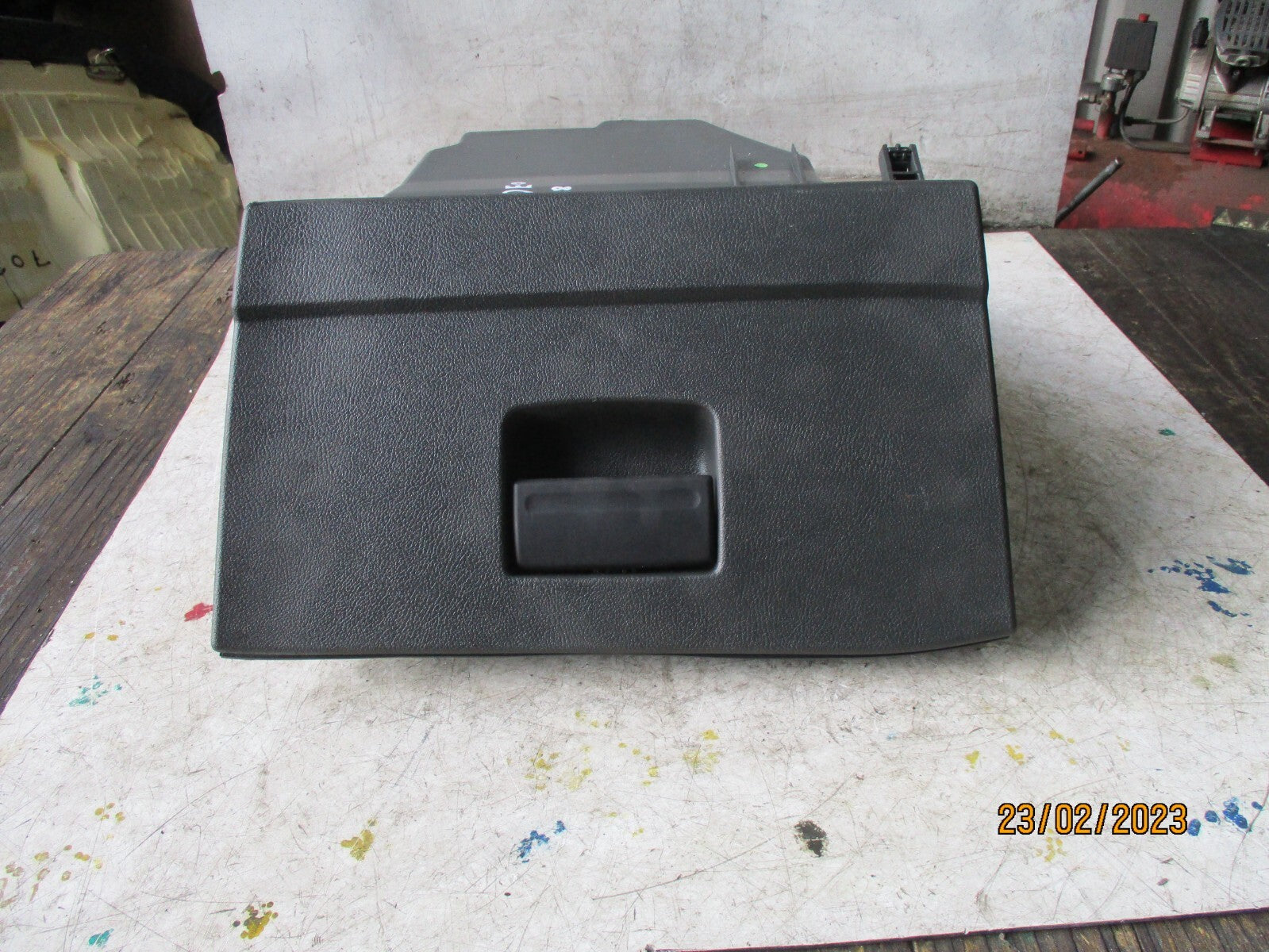 FORD MONDEO MK4 2008 GLOVE BOX 0654800301