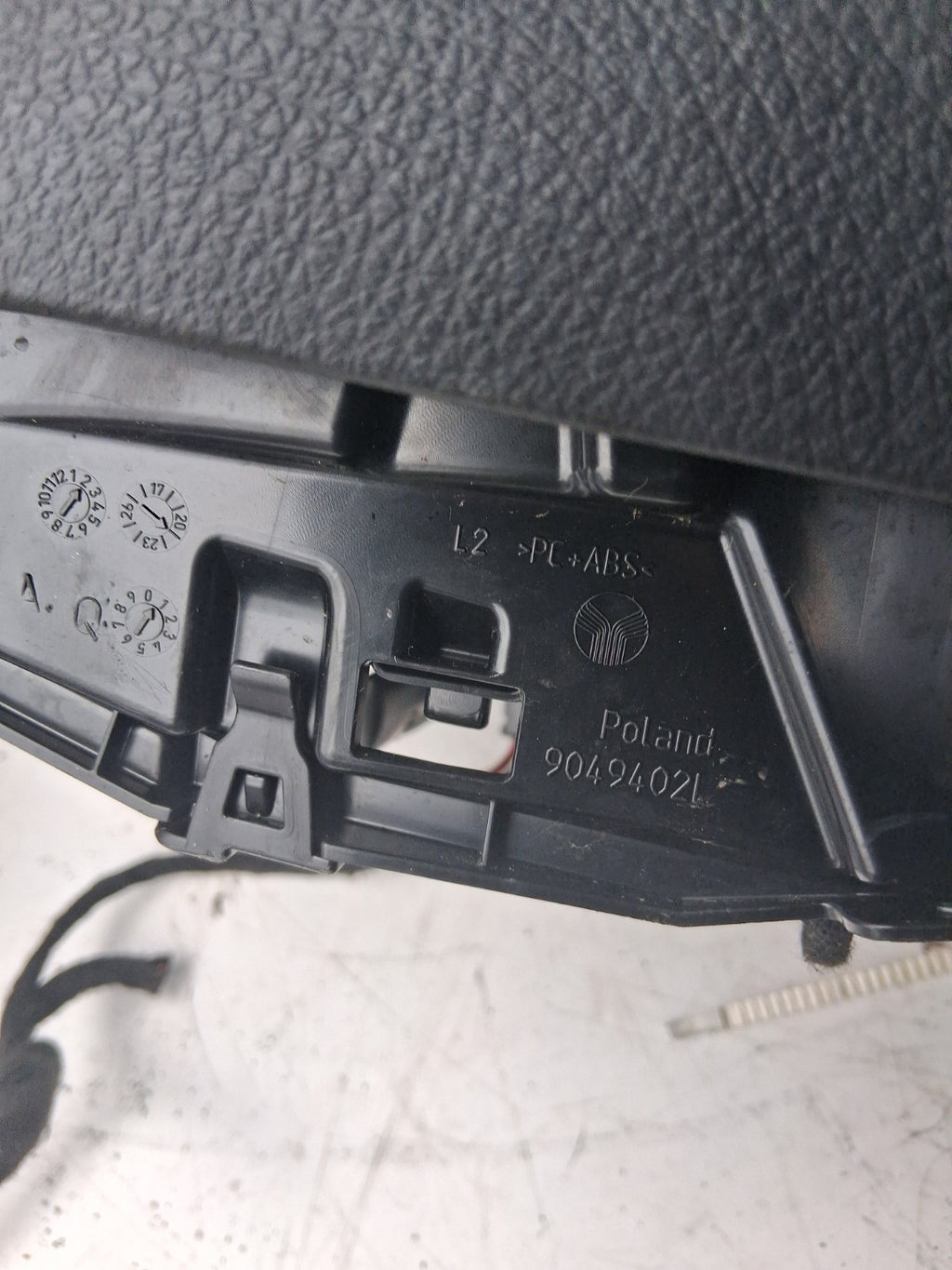 2019 MERCEDES-BENZ A CLASS CENTRE CONSOLE STORAGE PANEL A17768061