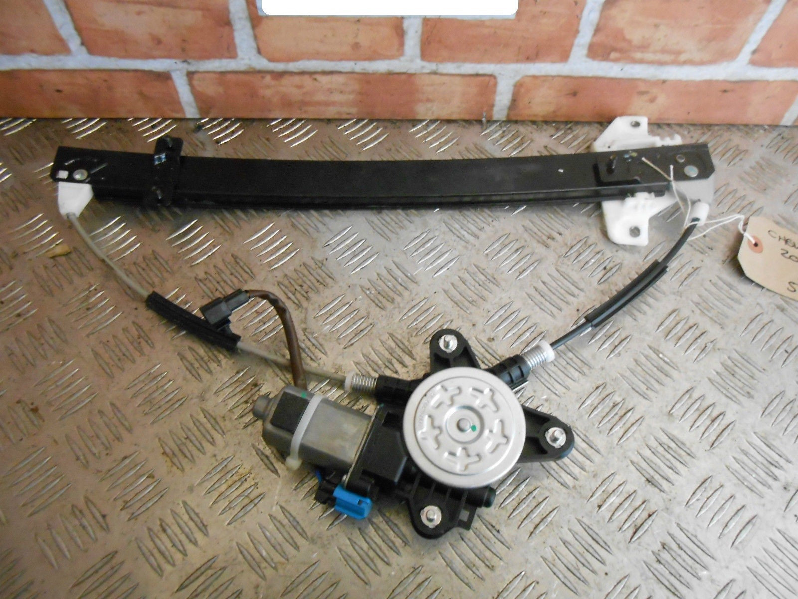 CHEVROLET CHEVY SPARK M300 5 DOOR 2012 NSF PASSENGER FRONT WINDOW REGULATOR