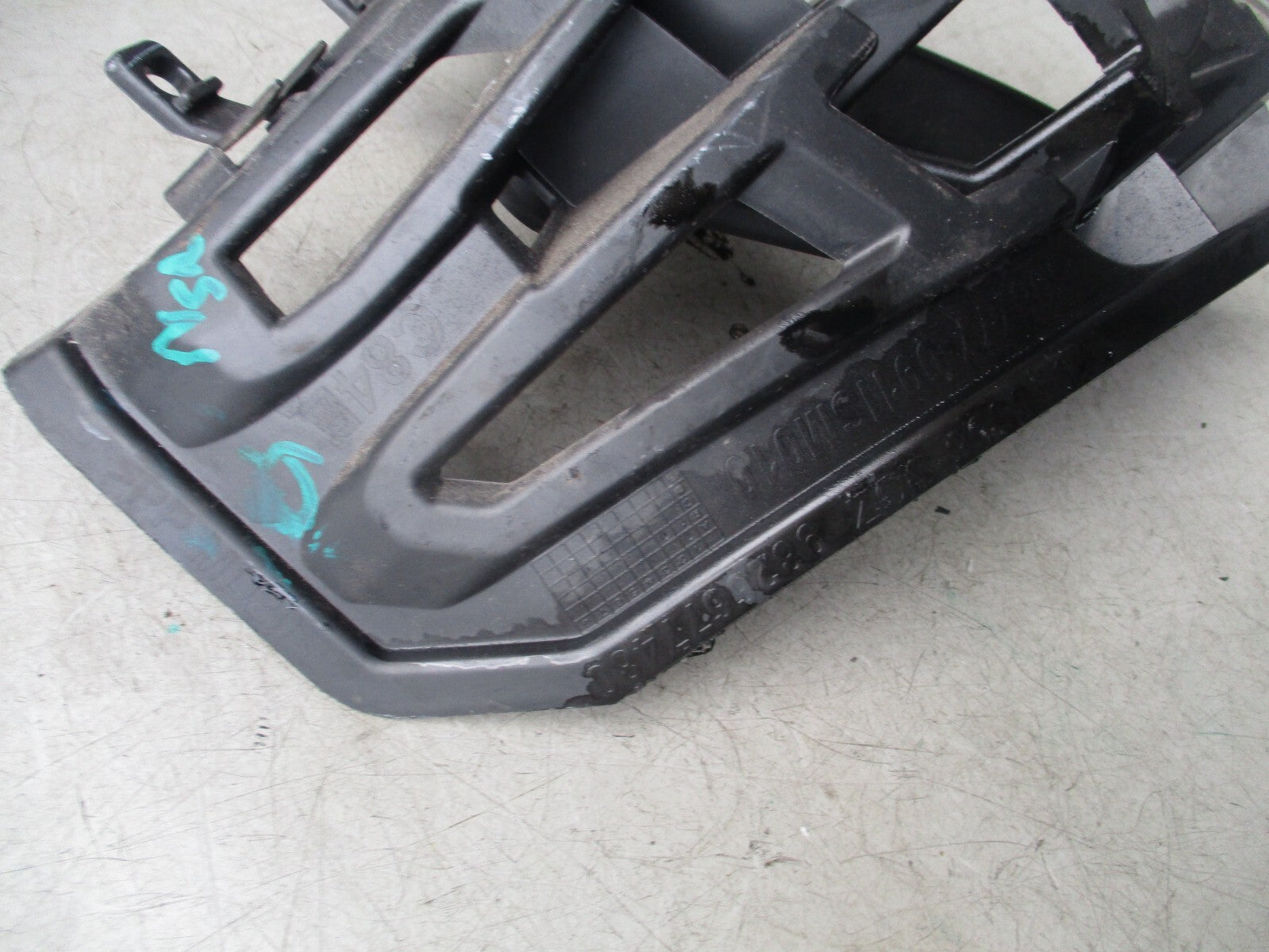 2020 CITROEN C5 AIRCROSS NSR PASSENGER SIDE REAR LEFT BUMPER BRACKET 9826677480