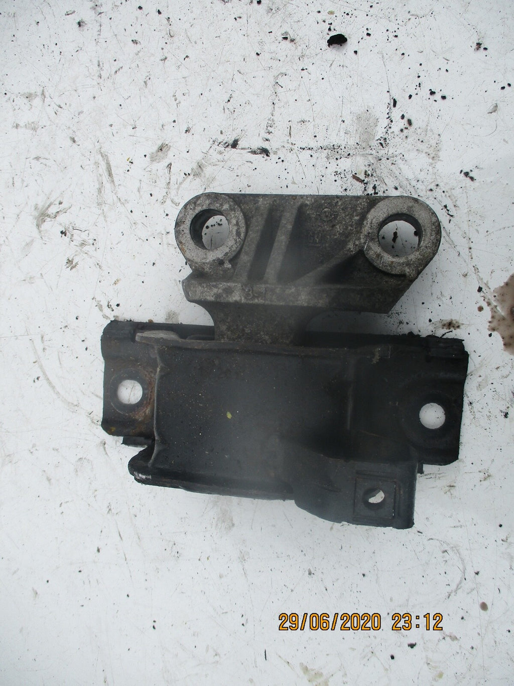 VAUXHALL CORSA D PASSENGER NEAR SIDE GEARBOX ENGINE MOUNT 468646740