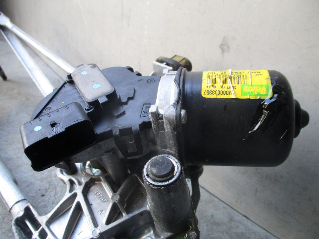 2018 CITROEN CACTUS C4 MK1  FRONT WINDSCREEN WIPER MOTOR LINKAGES 9801001180