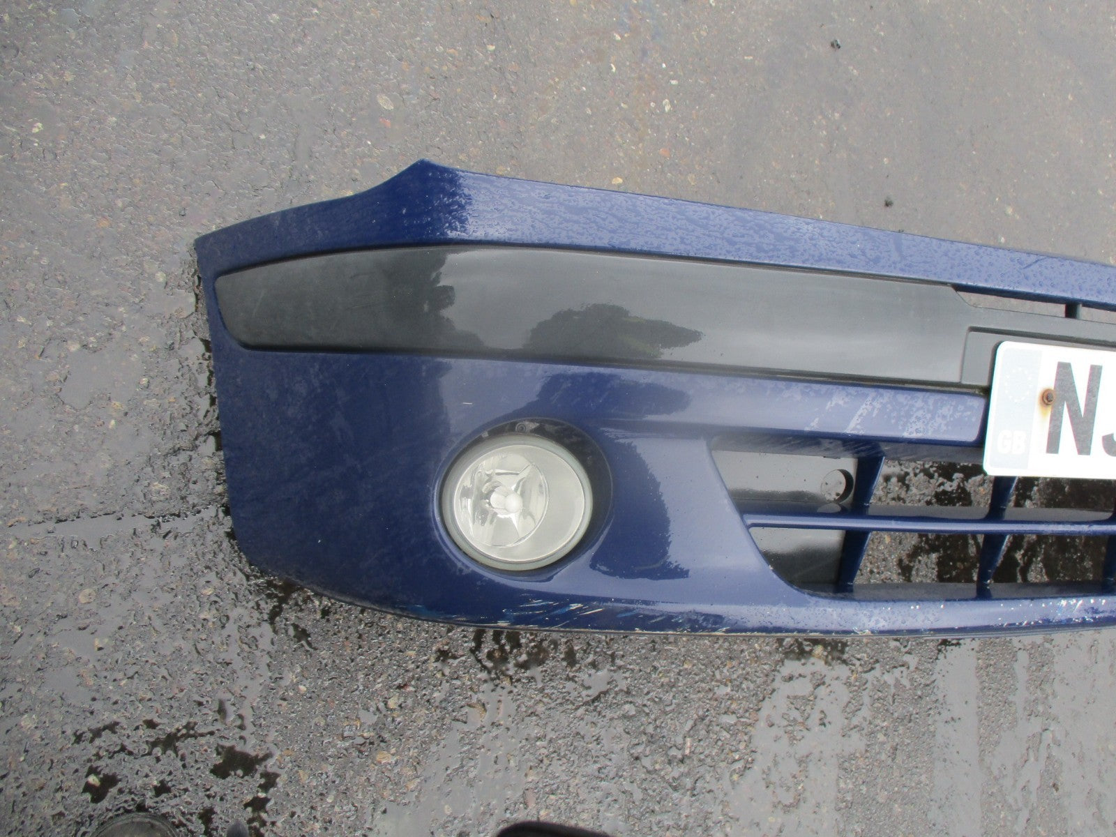 2003 RENAULT MEGANE SCENIC FIDJI DCI FRONT BUMPER COMPLETE WITH FOG LIGHTS