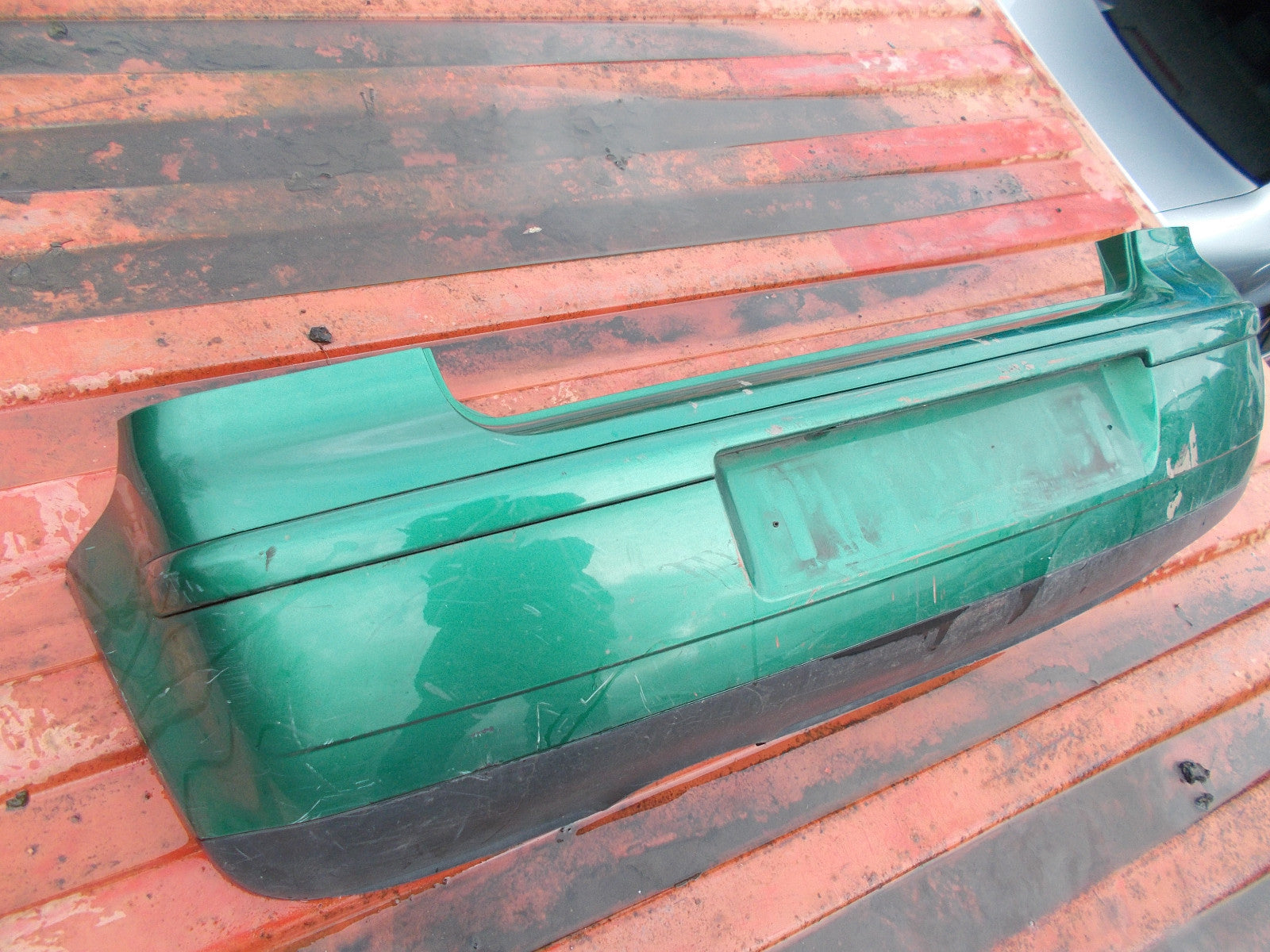 VW VOLKSWAGEN POLO 9N (MK4) HATCHBACK REAR BUMPER LA6S SCIENCE GREEN METALLIC