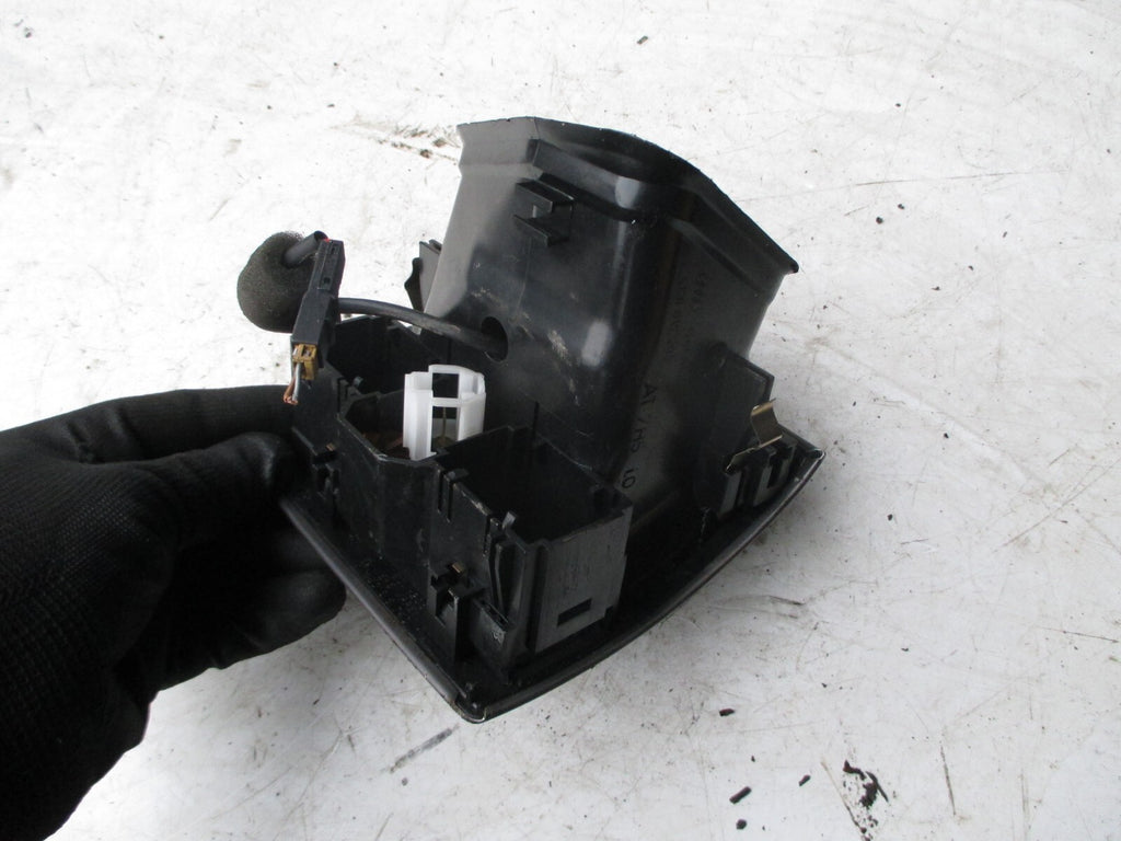 AUDI A6 2003 CENTRE CONSOLE AIR BLOWER TWIN DOUBLE VENT ASSEMBLY UNIT 4B0815743