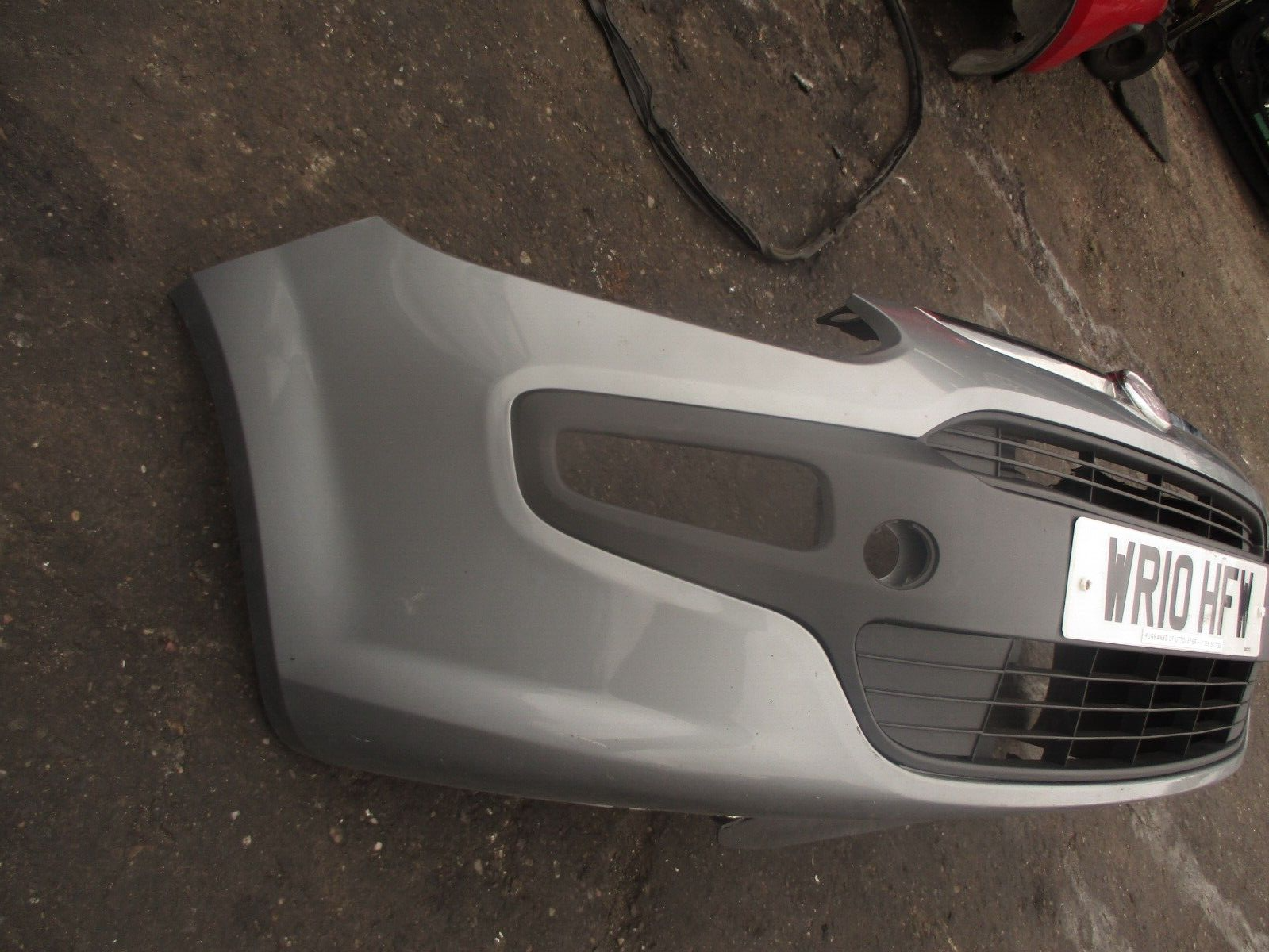 2010 FIAT GRANDE PUNTO EVO FACELIFT FRONT BUMPER COMPLETE GREY 595
