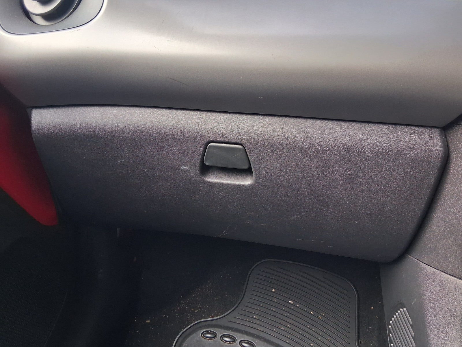 2016 PEUGEOT 108 MK2 FRONT DASHBOARD GLOVE BOX STORAGE COMPARTMENT