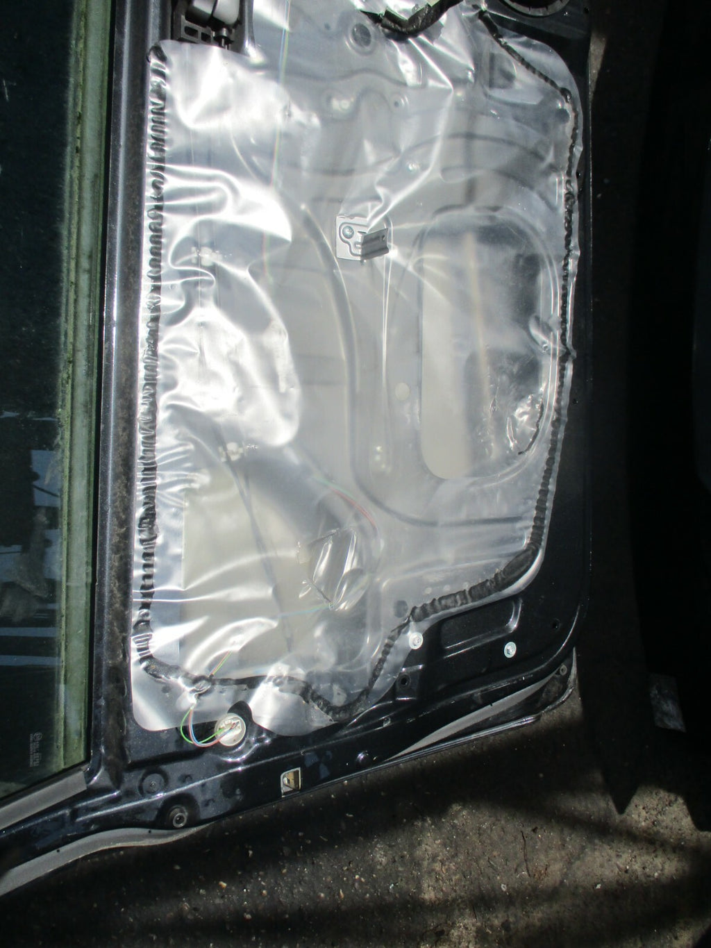 SUZUKI SWIFT GL 2008 3 DOOR NS PASSENGER SIDE FRONT DOOR GLASS REGULATOR BLACK