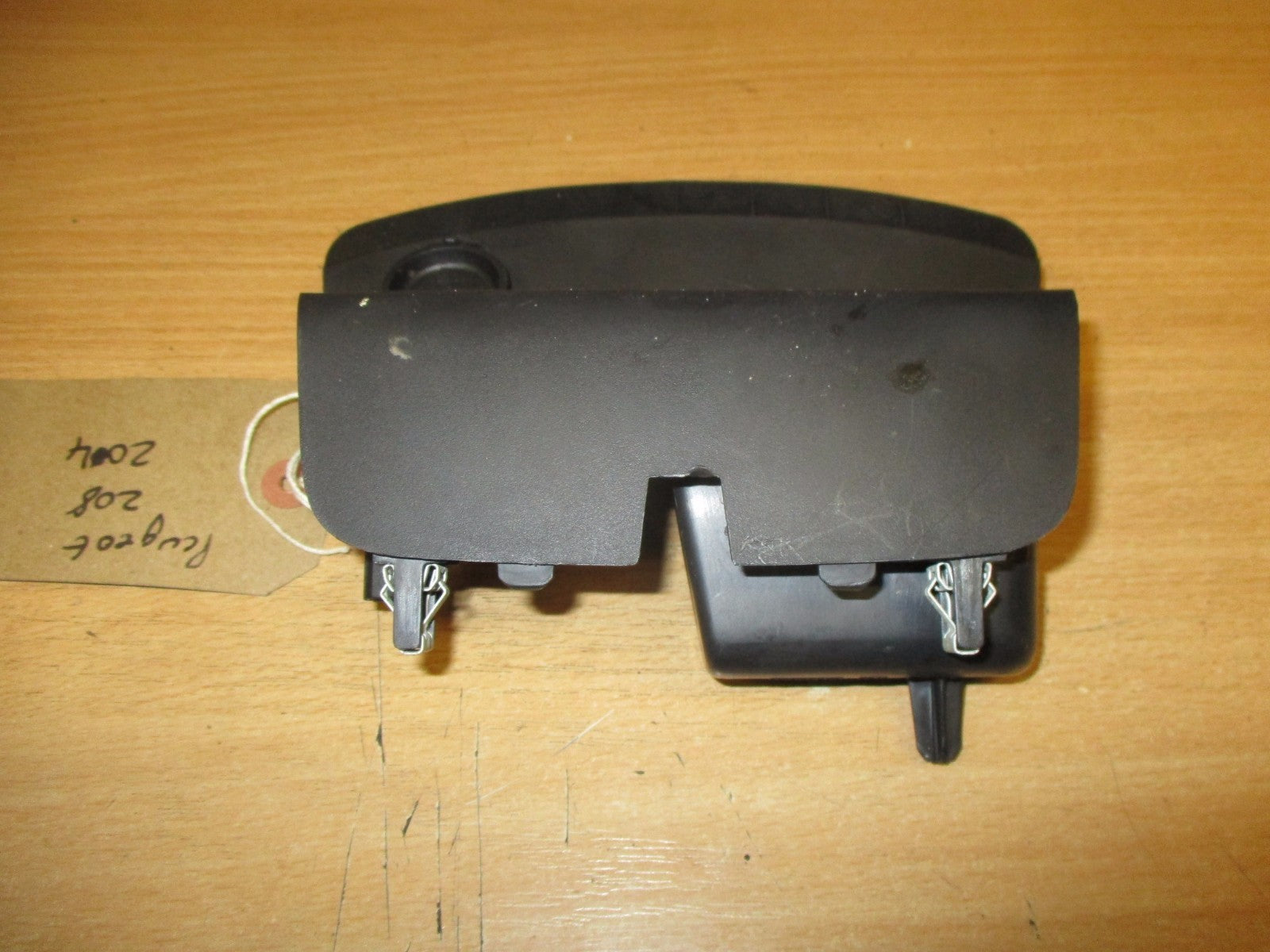 PEUGEOT 208 2014 DASHBOARD CENTRE CONSOLE PANEL USB AUX 12V ASH TRAY 9674655277