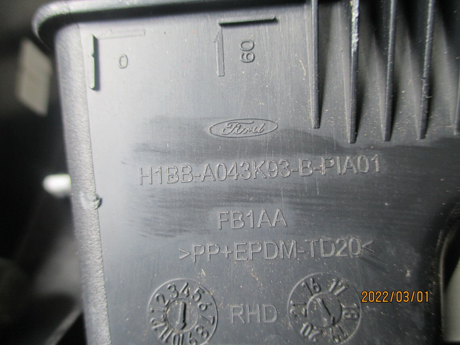 FORD FIESTA 2019 MK8 OS STORAGE COMPARTMENT COIN TRAY H1BB-A043K93-B-P1A01