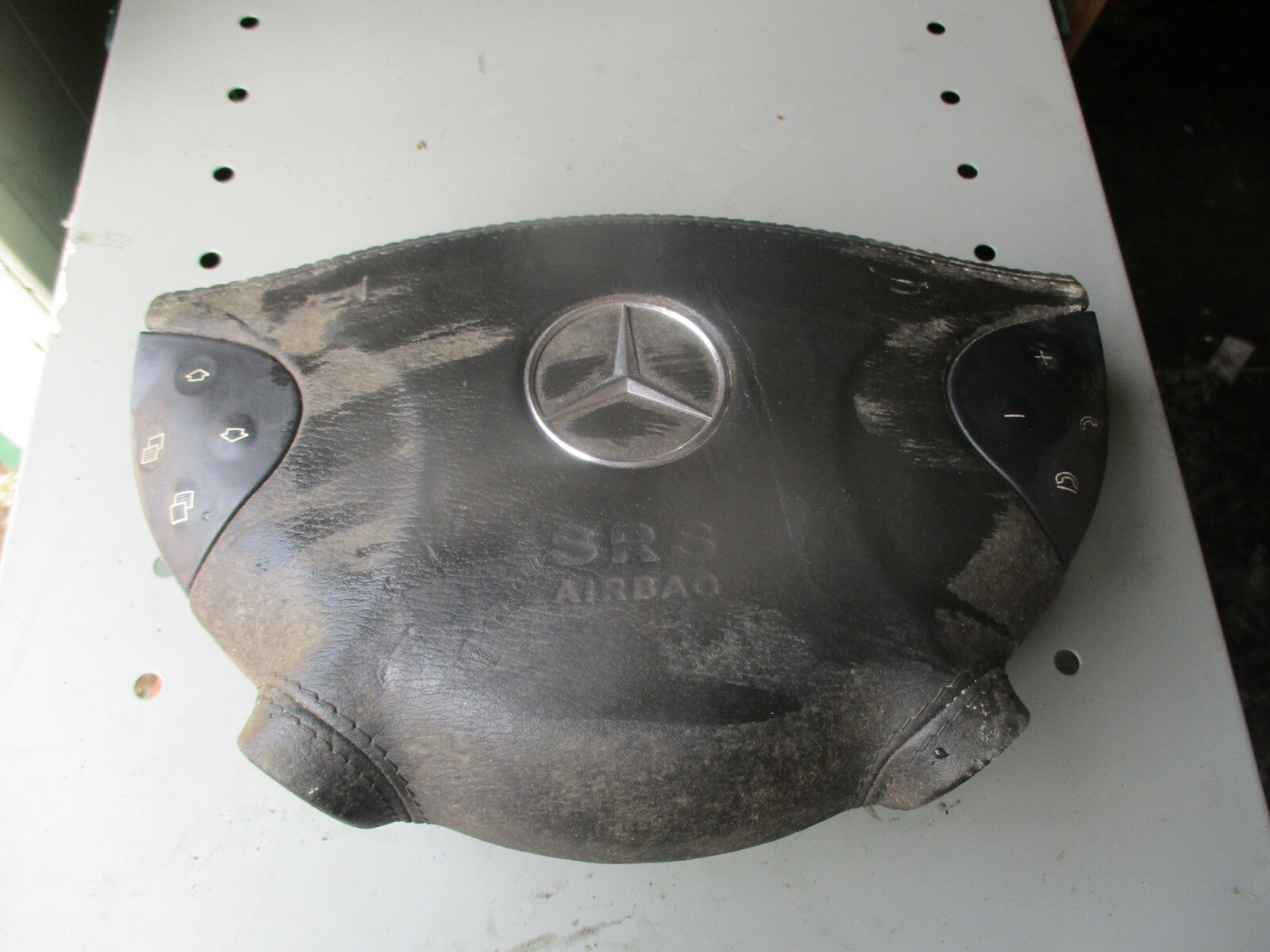 MERCEDES E CLASS W211 2004 STEERING WHEEL AIRBAG & SWITCHES 61245240F 2118600402