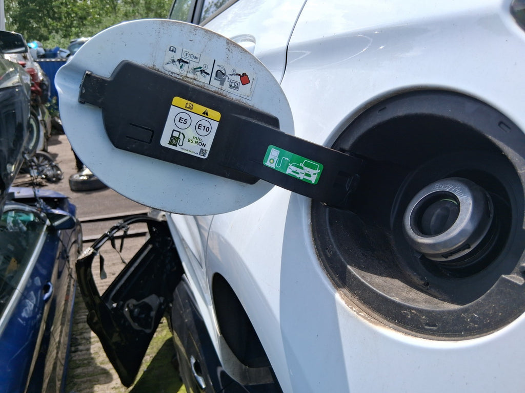 2023 FORD FIESTA MK8 FUEL FLAP LID COVER WHITE