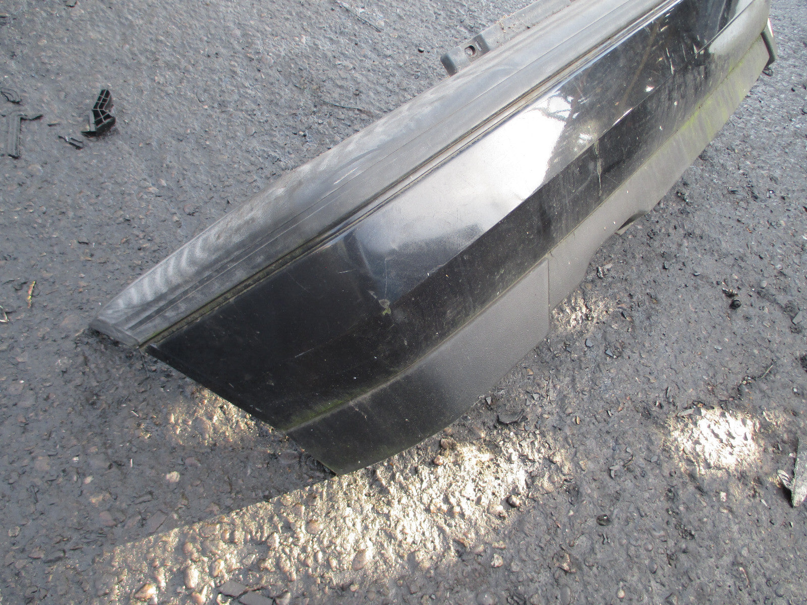VW VOLKSWAGEN GOLF MK3 1993 REAR COMPLETE BUMPER BLACK
